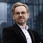 Artur Szczęsny Rebelia Media Group
