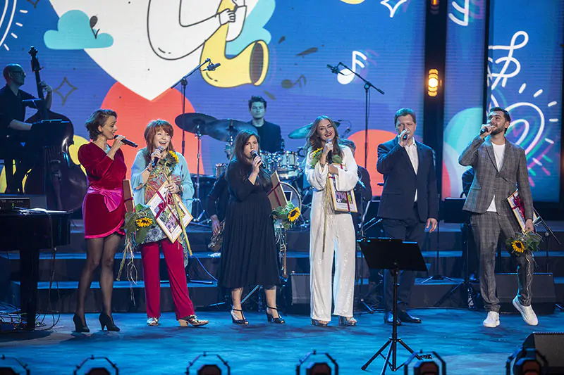 Rebelia Media GroupKoncert „Moje serce to jest muzyk”(Natalia Niemen, Danuta Błażejczyk, Monika Borzym, Ania Rusowicz, Krzysztof Kiljański, Kamil Bednarek). Fot. Astashow Studio.