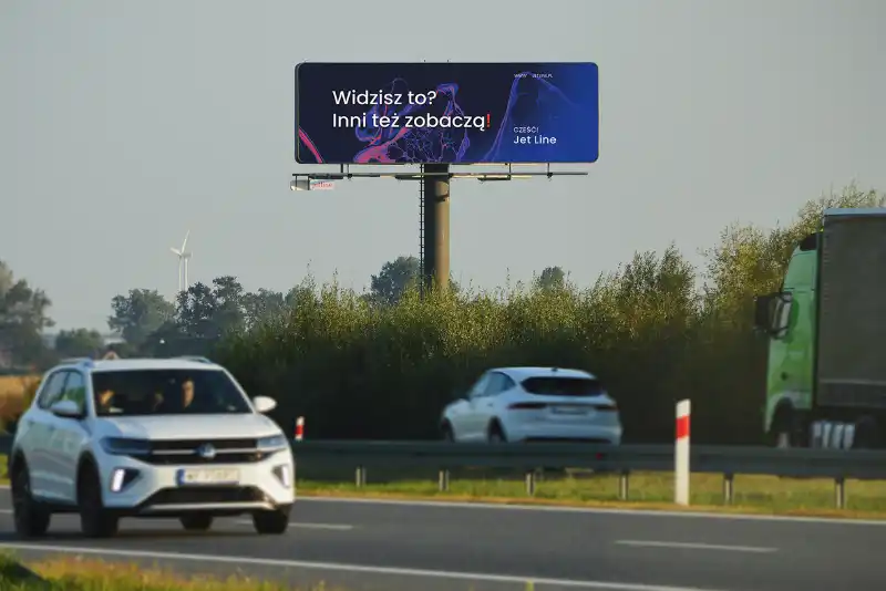 JET LINEBillboard w sieci Motorway 12x4 m (OOH).