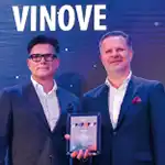 VINOVE Łukasz Kardas (na zdjęciu po prawej), Mariusz Szyller (na zdjęciu po lewej)