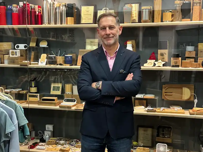 Najlepszy gadżet to taki, którego nie da się kupić w sklepie | Tomasz Litwiniak, JettStudio